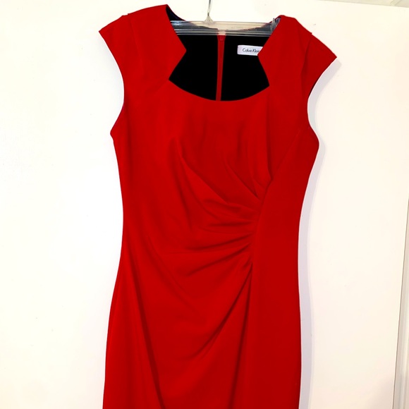 calvin klein red ruched dress CALVIN KLEIN Size 6 One Shoulder Ruched Red Dress